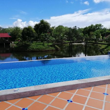 Api-Api Eco Chalet Pantai Kok Ngoại thất bức ảnh