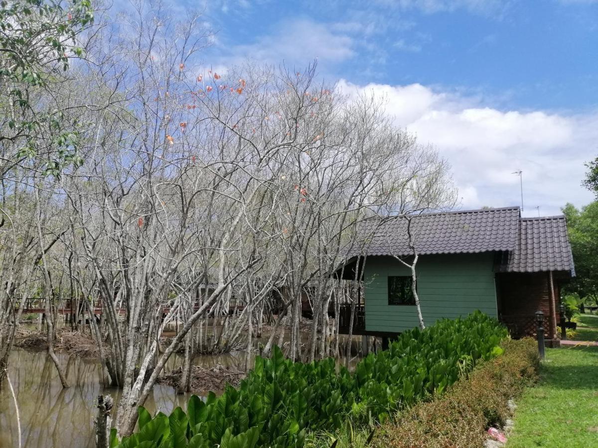 Api-Api Eco Chalet Pantai Kok Ngoại thất bức ảnh